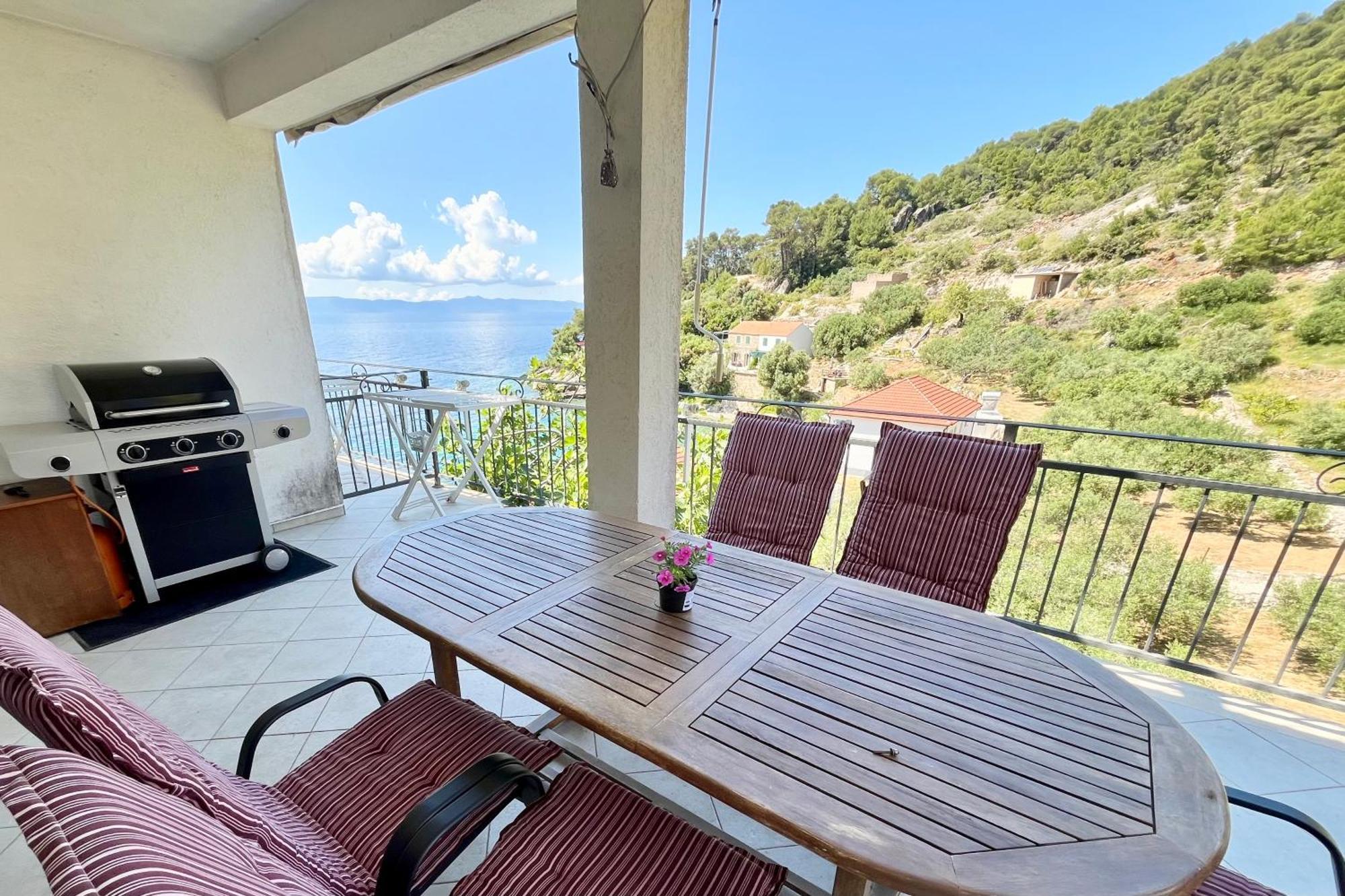 Paradise Apartments - Robinson Getaway Gdinj Экстерьер фото