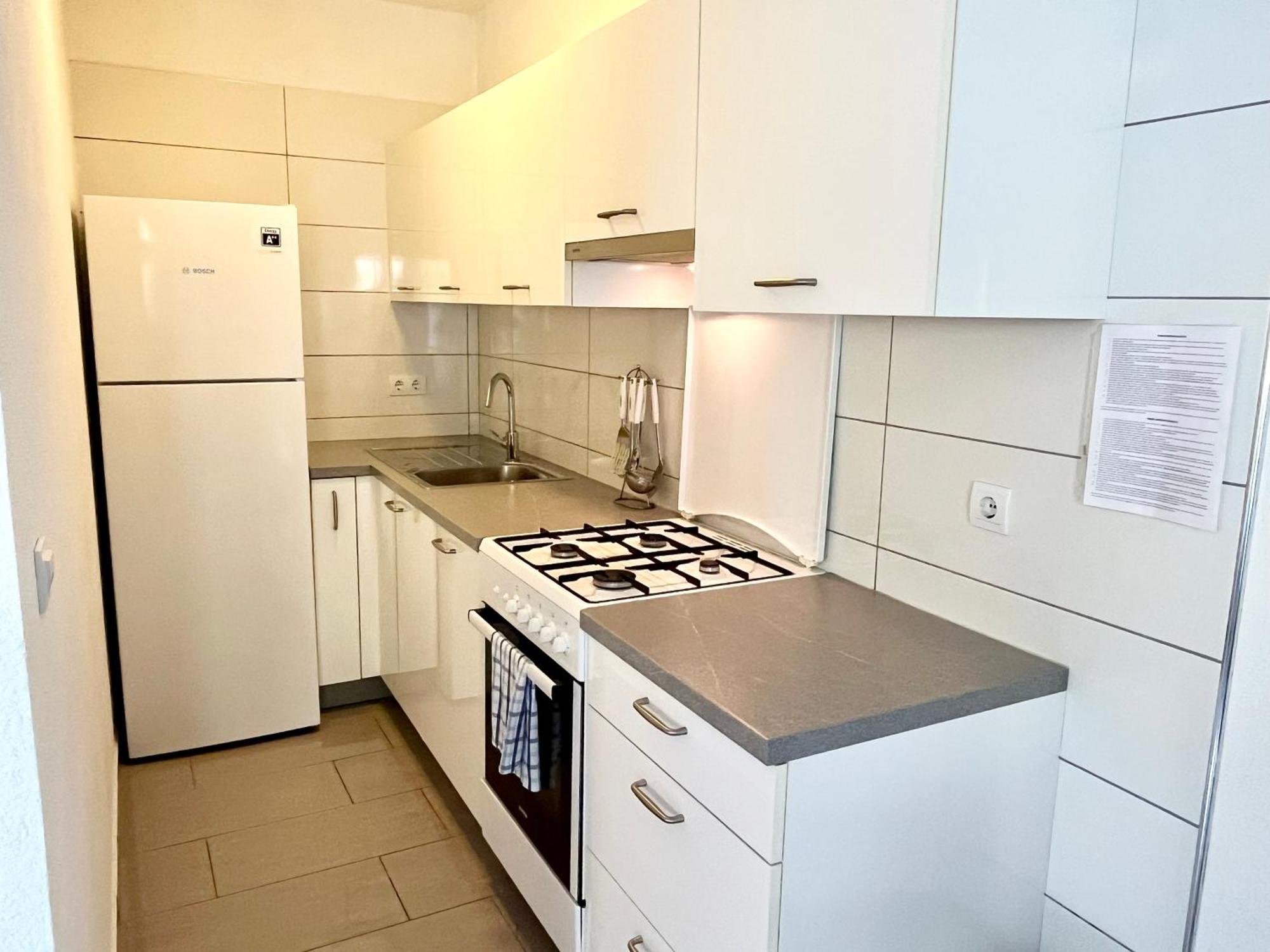 Paradise Apartments - Robinson Getaway Gdinj Экстерьер фото